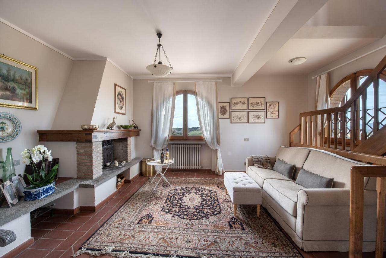 מוטספרטולי Agriturismo Casale Ugolini מראה חיצוני תמונה